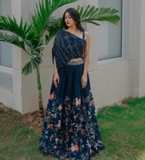 Bhumika Barot Instagram - Never had an “oouch” moment…
Wearing a lahenga though 💙