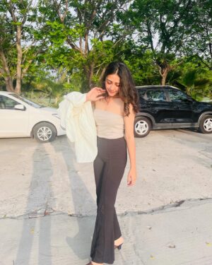 Bhumika Barot Instagram - Weekend gateway 🌴