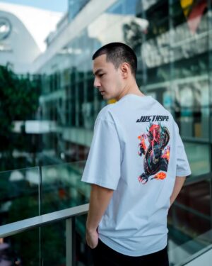 Bhuripat Vejvongsatechavat Instagram - ต้อนรับเทศกาลตรุษจีนด้วย Collection สุดพิเศษ JUSTHYPE CNY Oversize Tee มาพร้อมกราฟฟิค ลายมังกรเสริมความเฮง ความปังตลอดทั้งปี 🎉🎊😂😍🙏
