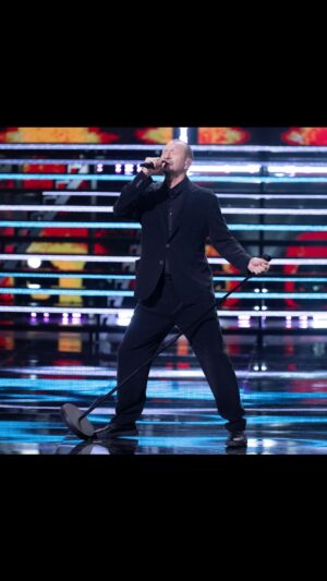 Biagio Antonacci Instagram - “Vivimi senza paura
Che sia una vita o che sia un´ora
Non lasciare libero o disperso
Questo mio spazio adesso aperto ti prego”

Grazie @therealhunzigram 

#BiagioAntonacci #MichelleImpossible #Vivimi