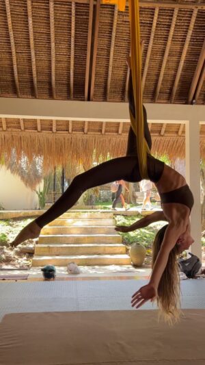 Bianca Bradey Instagram - Spinning 💫