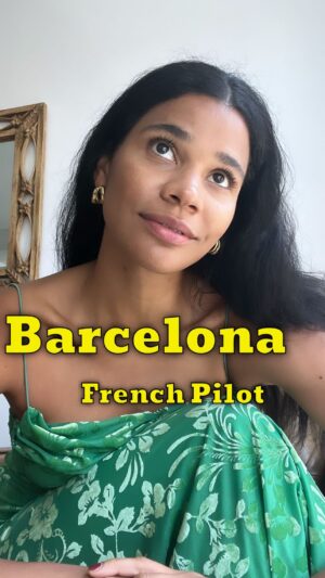 Bianca Cristovao Instagram - #french #barcelona #comedy #airplane #truestory