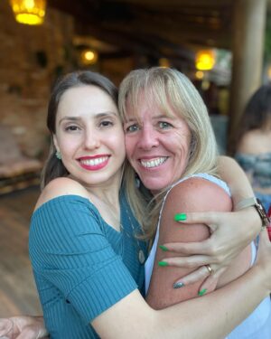 Bianca Muller Instagram - Retratos de um final de semana do amor!
Feliz aniversário pra minha Deusa da criação ❤️🌷
Te amo mãe.
E obrigada a todos meus amigos amados que estiveram presente celebrando essa lindeza ❤️🌷🙏🏻
Como é bom ter amigos!!!
Faltou foto com tanta gente…