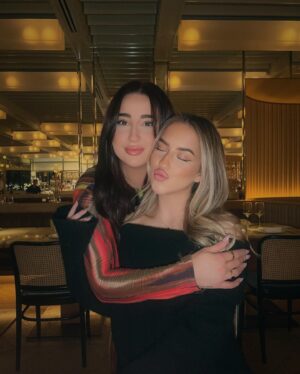 Bianca Pilon Instagram - princess treatment all day long @fsmontreal 🎀🥹🤍✨