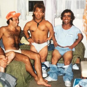 Bicho Gómez Instagram - Un día te juntas con tus amigos strippers y te hacen sentir que vos medís 1.92.