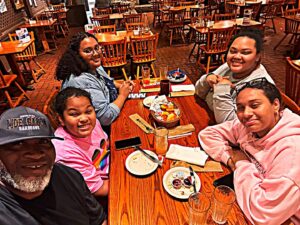 Big Moe Cason Instagram - On our way back to the 515 I had a great time down in the 850 with my daughters. Got some things accomplished will be back down next month!🙌🏾🎯🇺🇸 #onwardsandupwards #steadyprogress #livingmybestlife