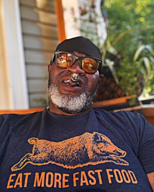 Big Moe Cason Instagram - I do enjoy sitting on the porch from time to time having a quality stick and enjoying the weather!🙌🏾🇺🇸🎯
