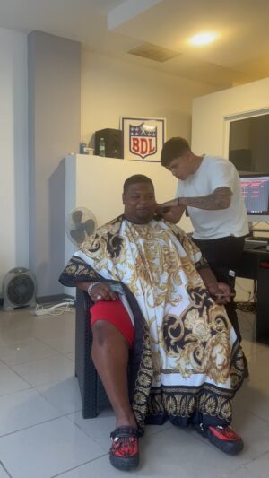 Big Narstie Instagram - Tenerife freestyle @bdltenerife 🔥🔥🏝️💪💯 while getting a shape up 💯