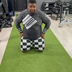 Big Narstie Instagram - Narstie sesh lol @musclebasegym any new excersise you can give me lemme no ❤️⭐️🙏🏿💯
