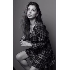 Bihter Delüv Instagram - ♠️

📸 @adnanonal 
@adnanonal.headshots