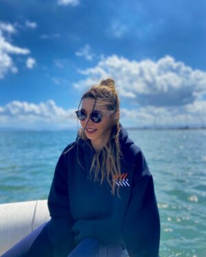 Bihter Delüv Instagram - Oh bee ☀️
