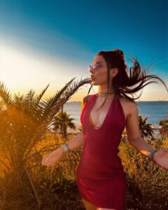 Actress Bihter Delüv HD Instagram Photos and Wallpapers July 2023