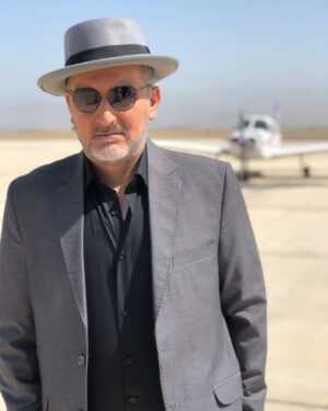 Bijan Banafshekhah Instagram - فیلم سینمایی کلوپ همسران
کارگردان: مهدی صباغ زاده
پ.ن: شاید اسم فیلم عوض بشه
#بیژن_بنفشه_خواه