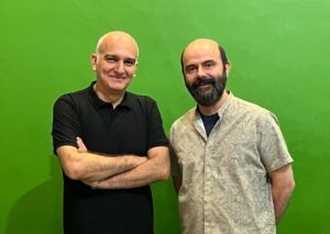 Bijan Banafshekhah Instagram - .
.
این عکسها به درخواست بنده گرفته شد
.
سریال  مگه تموم عمر چند تا بهاره؟
.
کارگردان: سروش صحت
.
تهیه کننده: محمدرضا تخت کشیان

.
عکاس(با موبایل): مریم تخت کشیان
.
@maryamtakhtkeshian
.
#علی_مصفا 
.
#بیژن_بنفشه_خواه