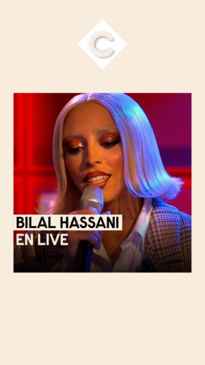 Bilal Hassani Instagram - 🎵 “Laissez-moi danser” par @iambilalhassani en live dans #CàVous 🎵

#CaVous #BilalHassani #live #musique