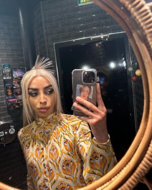 Bilal Hassani Instagram - Fashion week - « vestiaire »

📸 @jeremy.melloul