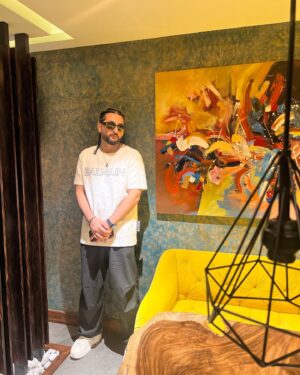 Bilal Saeed Instagram - Islamabad thank you for the love! 

Slide 4 times to see my favourite one☝🏼❤️✌🏻