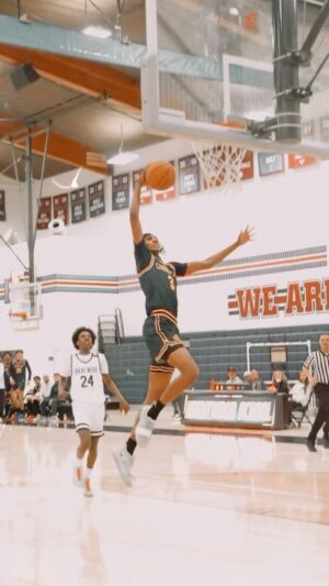 Bill Bellamy Instagram - @baronbellamy @chboysbasketball  #Classof2024 had a very solid performance against @bwshoops contributing on both sides of the ball .. huge league win!! Proud of these guys development. It’s only gets better @coachgrace1 has this program pointed in the right direction for sure.  @basketballparents always there supporting our Vikings !!!!