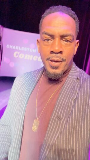 Bill Bellamy Instagram - Thanks #CharlestonSC it was lit @nchacoliswum last night … #FestivalOfLaughs we will see ya soon!!!! ❤️❤️❤️… @tonytroberts @billbellamy @lavellsthacomic  and #sommore  TONIGHT @mpac_mgm 8pm !!!!!! #comedy #tour #billbellamy
