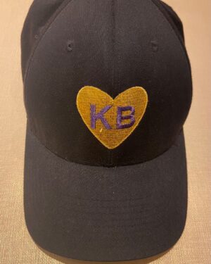 Bill Russell Instagram - My KB hat sold yesterday for $6,637.50! Jeannine & I are adding $5k and @HuntAuctions is matching our $5k for a total of $16,637.50 all proceeds go to Mamba & Mambacita Sports Foundation #MambaForever #mambamentality 
@nba @celtics @lakers @bostonglobe @espn @bleacherreport @latimes @mambamambacitasports