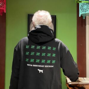Bill Walton Instagram - Happy Birthday, in memoriam,

to Bill Russell,

my hero, friend, mentor, and inspiration,

Bill Russell’s life, memory, and actions are the forces

that regularly drive me to be better, to do better, and to do more,

Bill Russell epitomizes the guiding light in my life,

as I travel down so many roads,

trying to make the best out of the worst,

thank you Bill Russell, for always standing tall,

and making us proud,

we’re lucky to have known you,

we’re privileged and honored to try to carry on in your absence,

with eternal gratitude,

know that our love, admiration, respect, and appreciation for you,

will never fade away,

thanks, for your sacrifices, and our lives,
Legendsunite.com

@realbillrussell