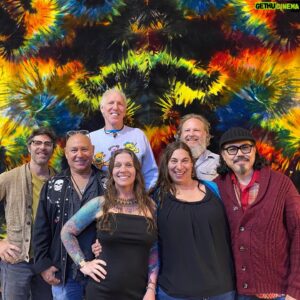 Bill Walton Instagram - for all that ails you,

or if you just need an affirmation of goodness, kindness, peace, and love, 

be sure to get on the 

JERRY’S MIDDLE FINGER

tour, that starts, Friday, May 26, at the Belly Up, in Solana Beach, 

and rolls on from there, 

to Arizona, and throughout the Golden State, 

find your shining star, 

these bells are for you, 

https://jerrysmiddlefinger.com