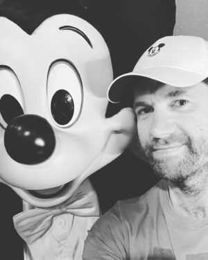 Billy Eichner Instagram - I adopted these 7 mostly middle-aged gay men and brought them to Disneyland as a little treat. (Apparently other people bring children?) We had the BEST time. And you must try the Avengers-branded chicken shawarma - surprisingly delicious! Thank you to my dear friend and colleague Mickey Mouse and all my friends @disney and @disneyland for a perfect day. I’ve been going to Disney parks since I was 5. It never, ever disappoints! 💫