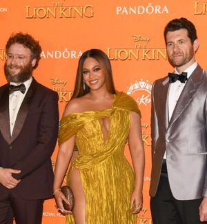 Billy Eichner Instagram - Three very fun nights in Dallas. Thanks to @unleashedlgbtq for inviting me to speak, to my former work colleague @beyonce for starting our Fall Renaissance and blowing our minds and to all the gay line dancers for their Southern hospitality. 😉 Oh, and thanks to our tour guide, who definitely said the name ROSS PEROT more times than I’ve heard in a while! 🤠🏳️‍🌈