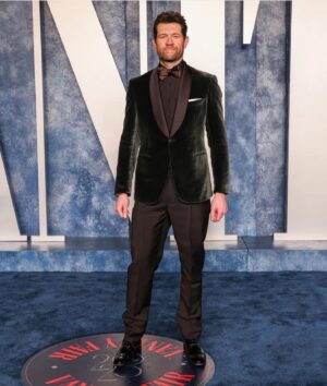 Billy Eichner Instagram - You know I never miss an opportunity to celebrate my peers! 

Thanks @vanityfair, @theadamballheim, @themensgroomer and @slatepr for a very fun Oscars weekend. 🖤