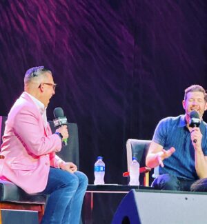Billy Eichner Instagram - Three very fun nights in Dallas. Thanks to @unleashedlgbtq for inviting me to speak, to my former work colleague @beyonce for starting our Fall Renaissance and blowing our minds and to all the gay line dancers for their Southern hospitality. 😉 Oh, and thanks to our tour guide, who definitely said the name ROSS PEROT more times than I’ve heard in a while! 🤠🏳️‍🌈