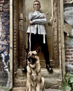 Billy Idol Instagram - NYC Summer 2022📸 @stevensebring …a lady was passing by as we took the picture & lent us  her dog-BFI