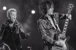 Billy Idol Instagram - 🎂 Happy Birthday @stevestevens !! ✊🏼👊🏼🎸
