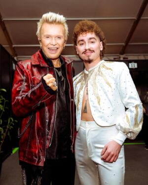 Billy Idol Instagram - Nice meeting the lads from @gretavanfleet in Mexico City @vivelatino on Saturday here I am with Josh their amazingly talented singer -BFI 📸: @theholymountain