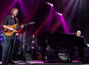Billy Joel Instagram - No one plays @thegarden more than @billyjoel and @treyanastasio. Tonight they played together.  

📷: @myrnasuarezphoto