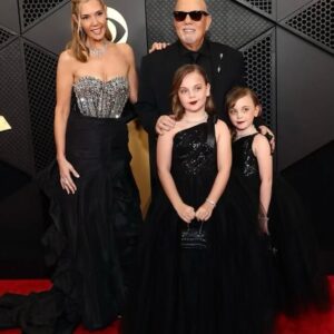 Billy Joel Instagram - We. Are. Here. Billy and Alexis Joel on the #GRAMMYs Red Carpet with their 2 daughters, Della and Remy, and producer @freddywexler. Billy is performing his new single, ‘Turn the Lights Back On’ tonight! 

📷 Frazier Harrison, @kevinmazur  @gettyentertainment @recordingacademy