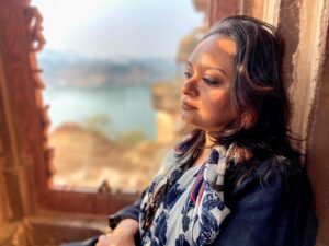 Birsa Dasgupta Instagram - Portraits of the Birthday Girl clicked by yours truly 🩵🌹🍻🌻🥳 🌠

#happybirthday #partner #love #life #travel #live #happy #instagood #instamood #instalove #instaphoto #photo #iphonography #photogram #photography #portrait #portraitphotography #world #trip #breathe #together #livetotravel #couplegoals #loveofmylife