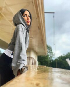 Actress Bita Ahmadi HD Instagram Photos and Wallpapers June 2023