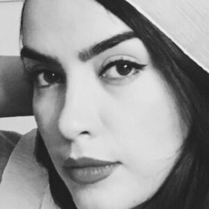 Bita Ahmadi Instagram - ❤️
#بيتا_احمدي #bitaahmadi