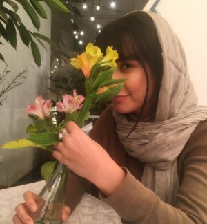 Bita Beigi Instagram - #fall_of_the_leaves #autumn #🍁
٠
 چه خوبه كه هنوز پاييز ادامه داره...
.
Photo by: آيدا تبيانيان😍