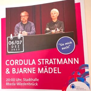 Bjarne Mädel Instagram - #DANKE Rheda-Wiedenbrück!!! #2 mal volle Hütte  #machtmirnix !!!
#nich wackeln 😜 #ausverkauft