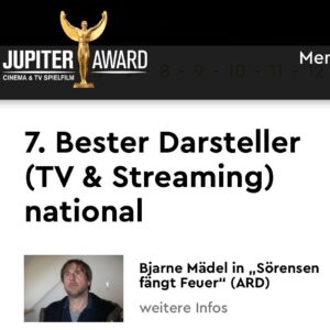 Bjarne Mädel Instagram - #ABSTIMMUNG jetzt !!! #Noch nicht gratulieren !! #GERN ABSTIMMEN !! @linkinbio #oder Link in Story @jupiteraward2023 @cinema_magazin @tv_spielfilm @bnnppnn @katrinwichmann @leommmmmeier @sven_stricker @krislesch @claussenputz @agenturschottkreutzer @ardmediathek @netflixfilm @ndr.de @la_vick_y @luise.heyer @mirihimmelsberger @ninahauncasting @mtrsfr @jupiterjones @aussenrist15 @michaelmaertensoffical @livclaa @joachimmeyerhoff @hauschkamusic @volkerbertelmann_official @kurt_kroemer_berlin @edita_malovcic @erobiqueoffiziell