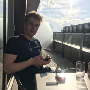 Björn Mosten Instagram - Being a politician must really suck