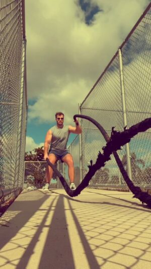 Blaine Gibson Instagram - Couldn’t leave Miami without working out at an outdoor gym. I wish more cities had gym equipment for public use, this ruled.