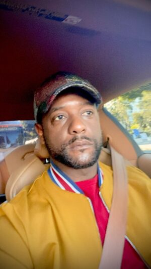 Blair Underwood Instagram - First day of LA LAW Reboot/Pilot. Driving to work playing Jonathan Rollins 30 years later! Hard to believe. Wait till you see this cast. Corbin Bernsen as Becker. Jill Eikenbery as Ann Kelsey. If we go to series, we all hope to see so many of our favorites from the original cast! I’ll keep ya posted. @cdbernsen #gratitudequotes