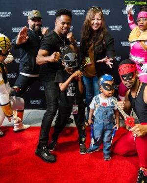 Blake Foster Instagram - Thank you, Brooklyn! Your energy and love made @bkcomiccon an absolute blast 💥 Can’t wait to see you all again soon! #BrooklynComicCon #ThankYouBrooklyn #ComicCon #PhotoDump