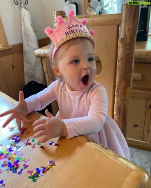 Blake Foster Instagram - My lil princess 👑 miss Olivia Ryan foster aka Livy Lou  Happy 5th birthday, my baby! Time flies so fast! It seemed like yesterday when I held you in my arms for the first time!

Reaching the age of five means you’ve become five times smarter, five times cuter, five times taller, and five times more adorable! Happy fifth birthday, sweetie!