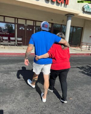 Blake Foster Instagram - Happy birthday 🎂 

Happy birthday to the woman who sacrificed so much for me. ...

You've always been my biggest supporter

to the best mom in the whole wide 🌎 
The time sure is flying by , I’m beyond grateful for the years we’ve been able to cherish together. I’m grateful for all these memories that we get to share and being with your grand babies is keeping you young happy 71 🥳 🎂🎉🥳