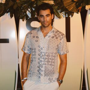 Blake Michael Instagram - Miami nights with @celsiusofficial. Tropical vibe is a vibe and so was the party 🌴
Met so many amazing creators and celebrated the launch of the new flavor. #celh #tropicalvibe