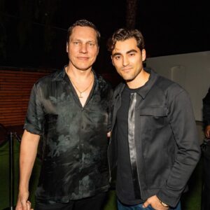 Blake Michael Instagram - congratulations @tiesto on your new album. I always looked up to you as a businessman and an artist. So many hits on this record! Cheers to many more

@atlanticrecords #Drive #Tiesto

📸 @ogwilliet