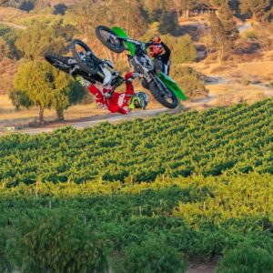 Blake Williams Instagram - Love it when you get to send sketchy stuff with amazing riders like @axellhodges 🤘🏻 pics are some of my favourite ever! Heal up mate so we can do some more cool shit whilst gramps @twitchthis8 just watches cause he was scared 😂😂😂 

Also i came up with a pretty f$&kin wild idea for me and @sheenyfmx to try real soon, can’t wait to show you the footage, even if works or not haha!

(I think @_jsanders 📸 took them but i can’t remember so i apologise if i got it wrong 😜)